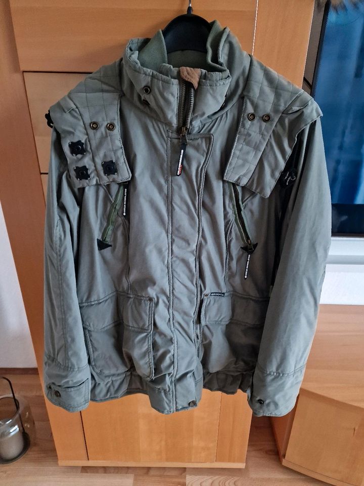 KHUJO Damen Winterjacke Gr. XL Khaki in Recklinghausen