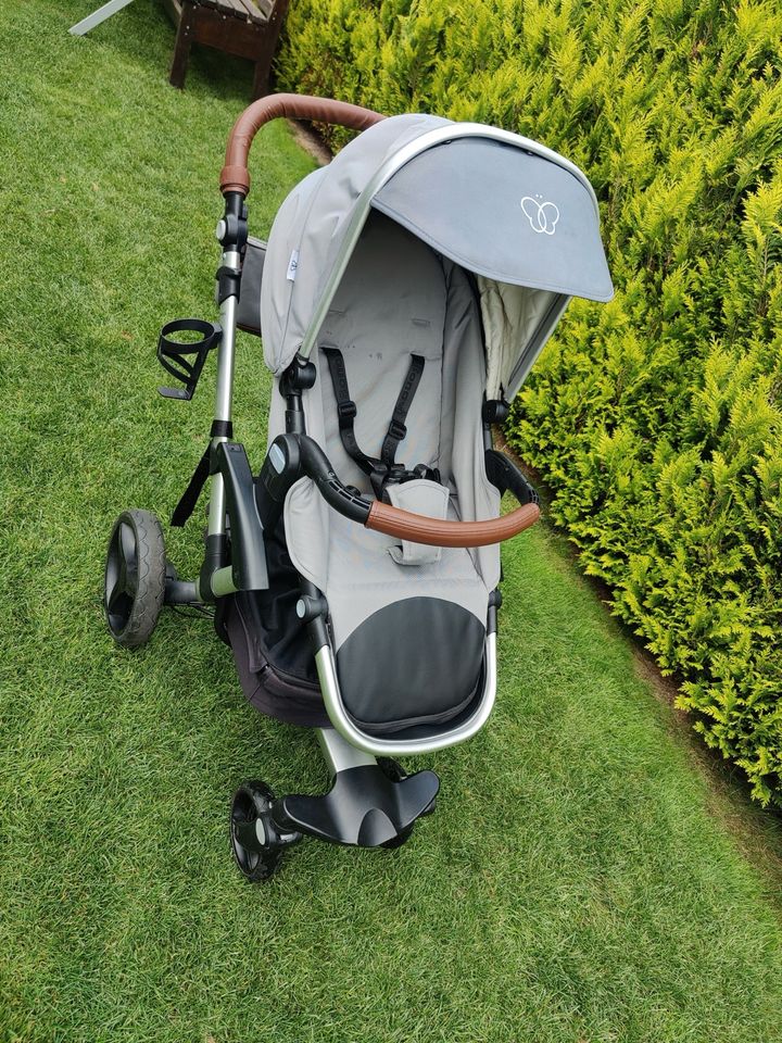 Bonavi Kinderwagen mit Babyschale und Sportsitz in Lebach