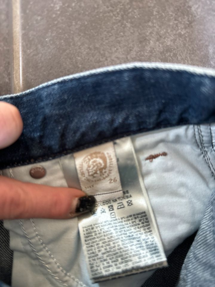 Diesel Kameron Jeans W26 L30 neu in Willstätt