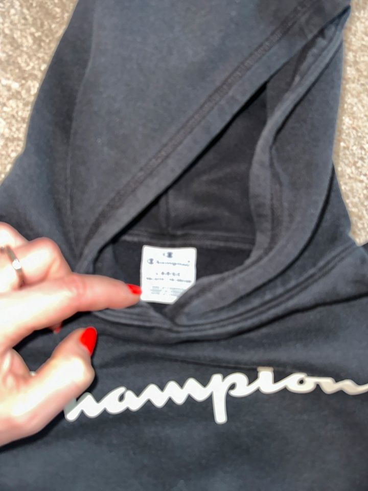 Champion Pullover in Wilhelmshaven