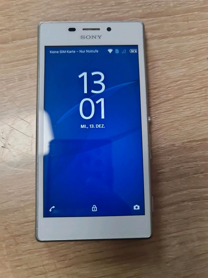 Sony Experia D2303 Weiss in Duisburg