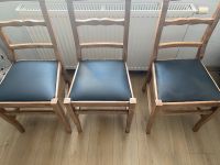 Holzstühle mit schwarzem Bezug Köln - Zollstock Vorschau