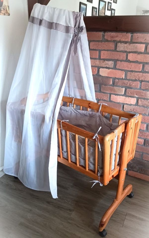 Wiege/Kinderkrippe (Babybett) in Bensheim