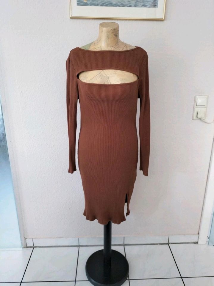 Bodycon-Kleid gerippt braun Keyhole Ripp Längsripp Ausschnitt in Schwieberdingen