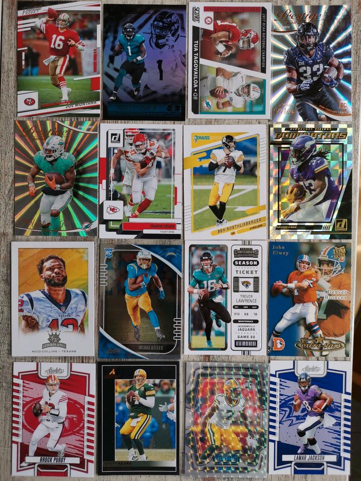 Football NFL Panini Sammelkarten. Trading Cards Mahomes, Purdy... in Reutlingen