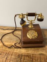 Altes nostalgisches Holz Telefon mit Wählscheibe, Lyon Herzogtum Lauenburg - Schwarzenbek Vorschau