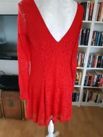 Rotes Kleid, Spitze Kiel - Wellsee-Kronsburg-Rönne Vorschau