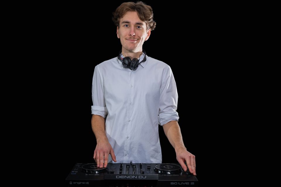 DJ gesucht? Hochzeits & Event DJ Alexander Adam Würzburg in Würzburg