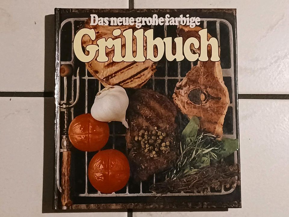 Drei Bücher mit dem Thema "GRILLEN" in Edewecht