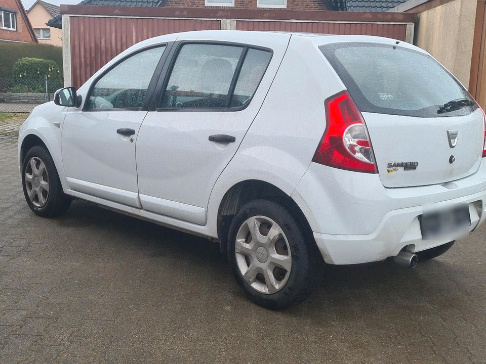 Dacia Sandero 1.2Benziner TÜV.10.24!! in Uelzen