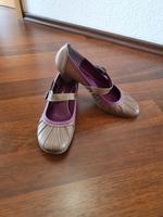 Tamaris Pumps Sandalen Sommer Schuhe Größe 41 Greyorchid Sachsen - Burgstädt Vorschau