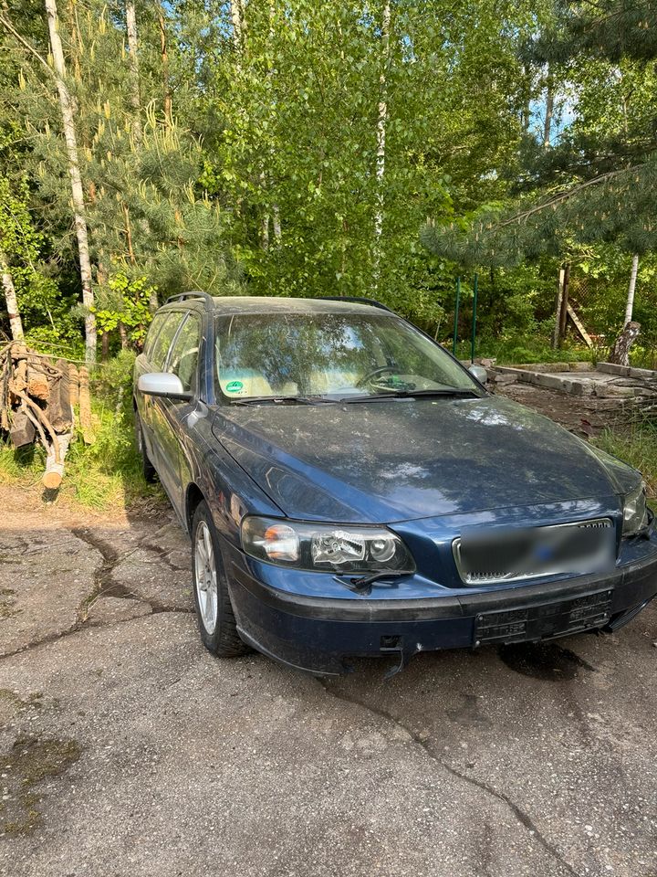 Volvo V70 D5 Automatik Voll schlachte in Döbern