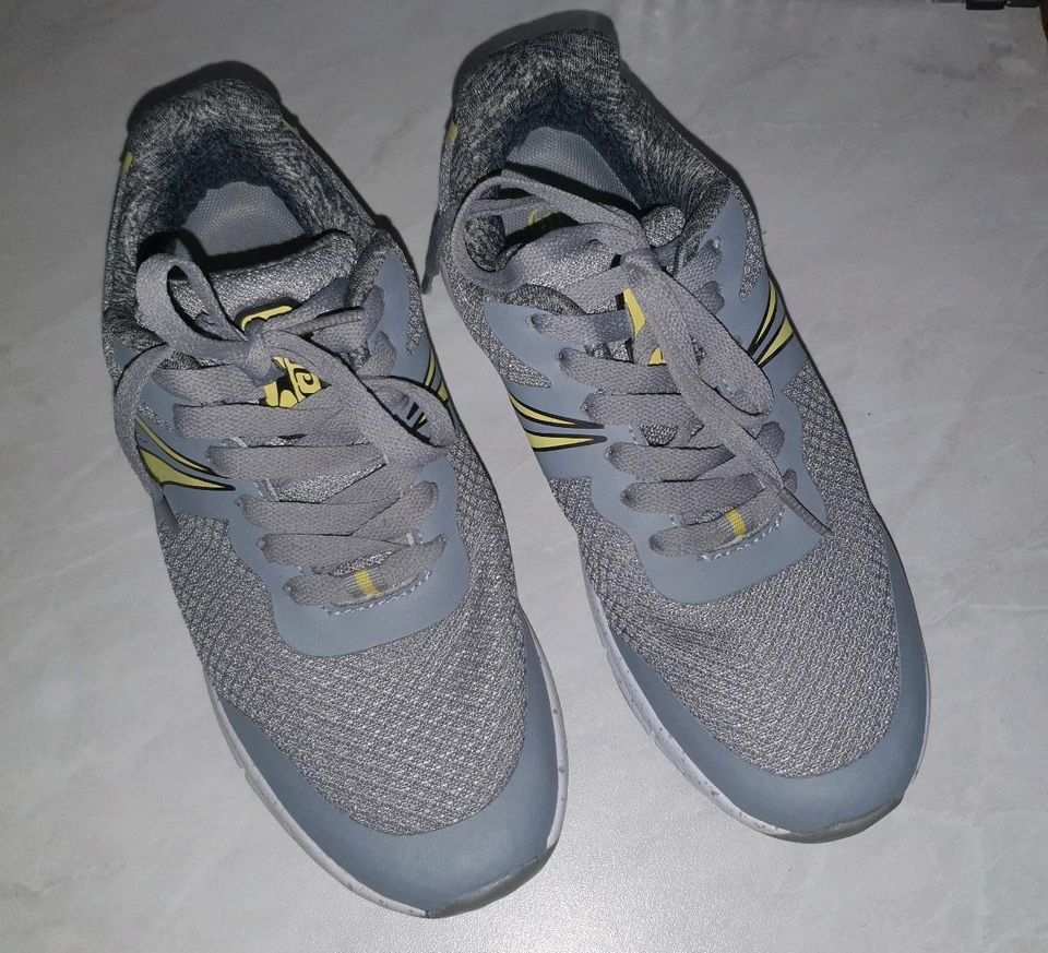 Sportschule, Turnschuhe, Hallenschuhe Gr. 37 wie neu in Jossgrund