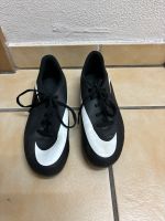 Fußballschuhe Nike Gr. 38 Bayern - Langenpreising Vorschau