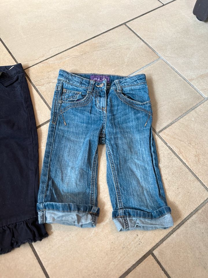 3/4 Hosen H&m s.oliver 104-110 Jeans in Damme