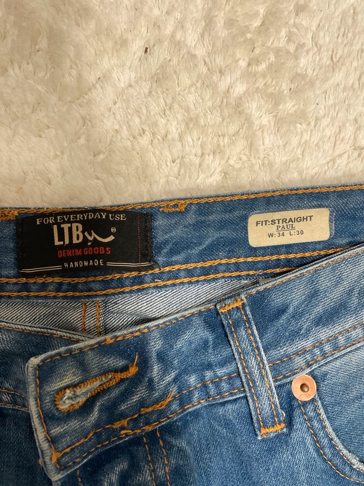 Jeans hose LTB W34 L30 in Werdohl