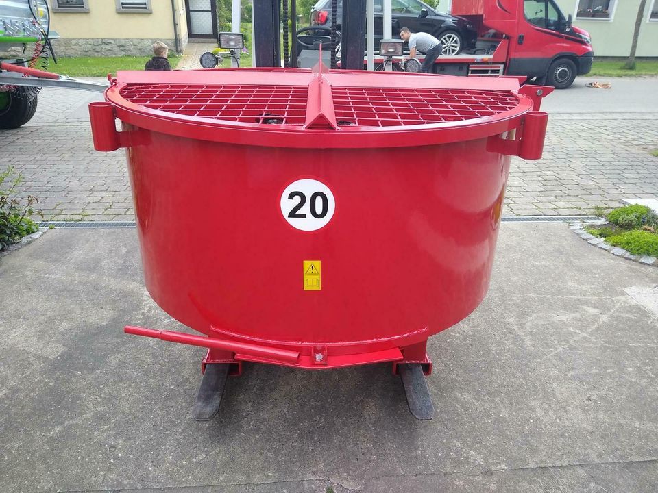 Betonmischer 800 Liter mit Olmotor in Markt Nordheim