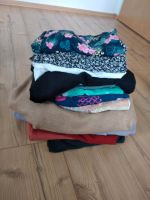 Kleiderpaket, Pullover, T shirt, Kleid Nordrhein-Westfalen - Espelkamp Vorschau
