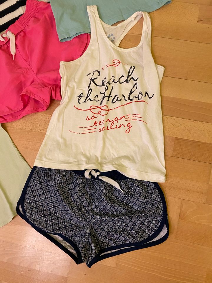 Kleidungs- Paket Sommer für Mädchen 10 Teile, Gr. 152/158 in Nürnberg (Mittelfr)