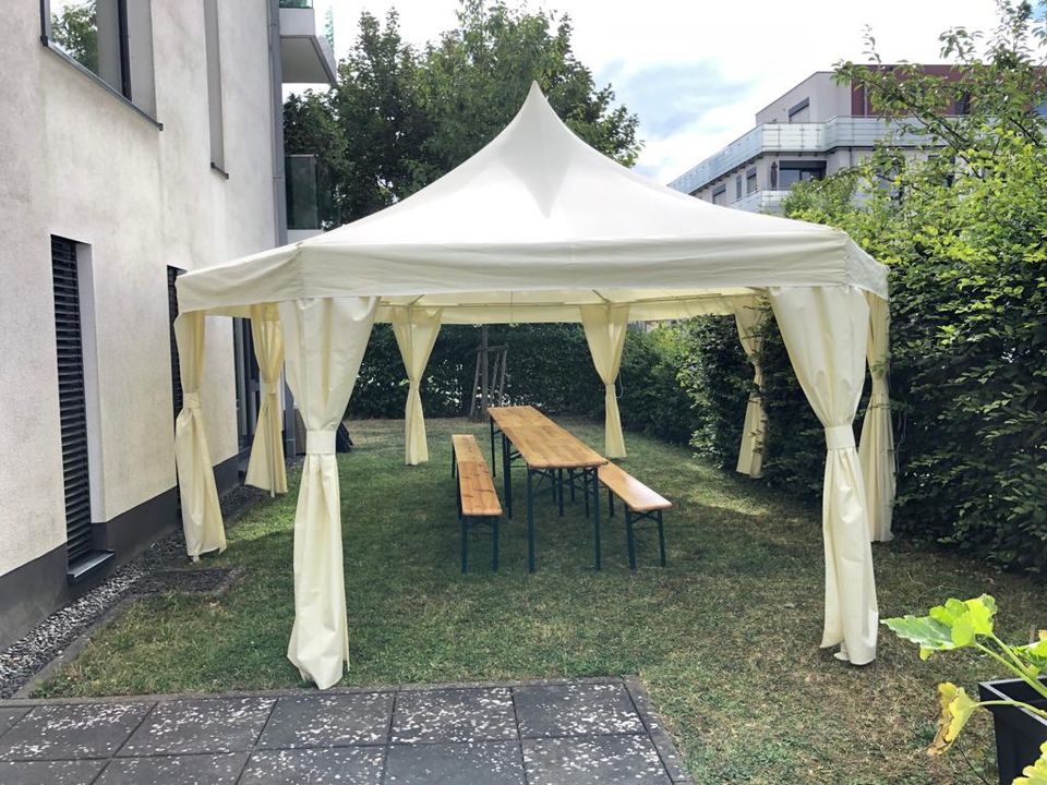 Zeltverleih Zeltvermietung Partyzelt Pagodenzelt Zelt in Göttingen