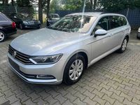 Volkswagen Passat Comfortline BMT Sitzheizung PDC Multi Fre Nordrhein-Westfalen - Gütersloh Vorschau