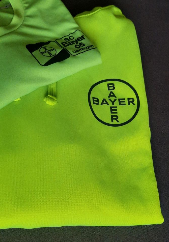 Trainingskleidung SC Bayer 05 Uerdingen in Duisburg