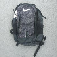 Nike Rucksack schwarz Kr. München - Ismaning Vorschau