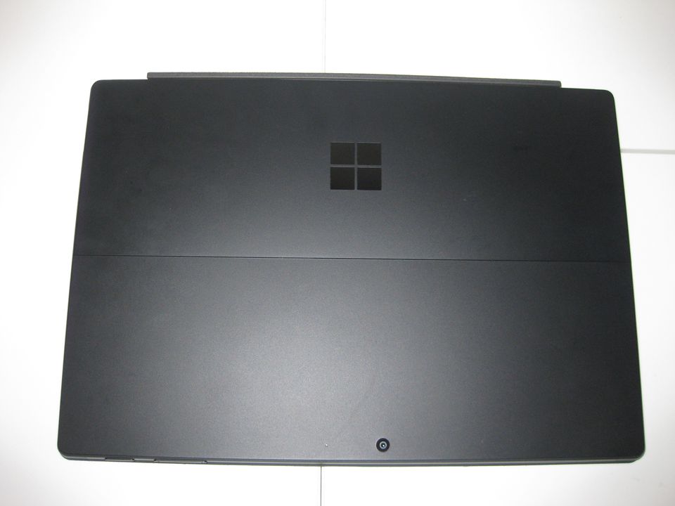 Exklusives Microsoft Surface Pro 7 Bundle – Perfektion in Technik in Bad Fallingbostel