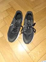 Nike Turnschuhe 38.5 wie neu Sachsen - Burgstädt Vorschau