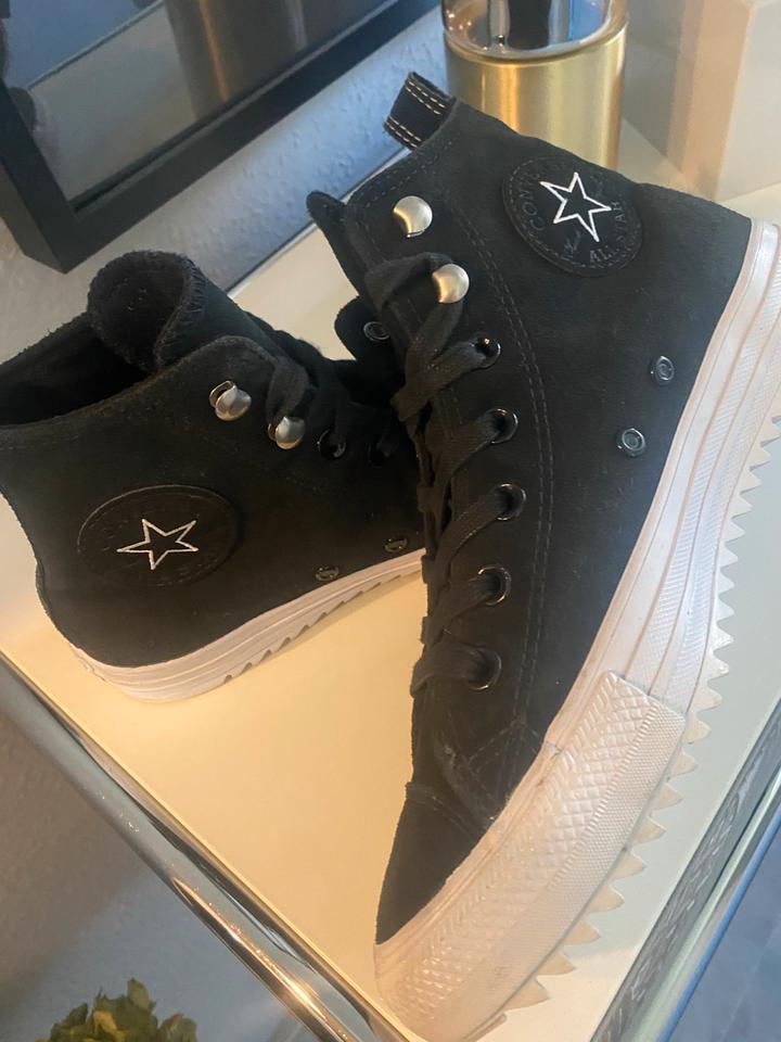 Converse Chucks High Top Sneaker Leder Damen Gr. 37,5 Schwarz in Feuchtwangen