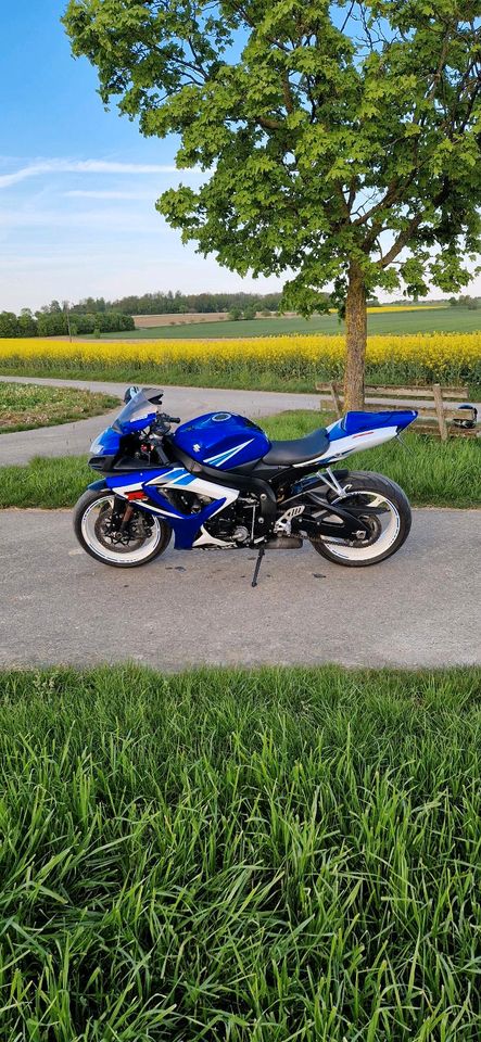 Suzuki GSXR 750 k6 in Wolpertshausen