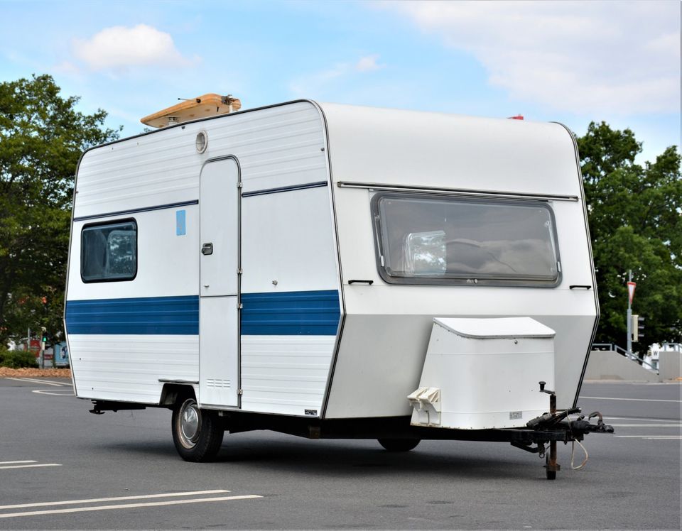 WOHNWAGEN KNAUS KOMFORT 400 4 SCHLAFPLÄTZE KÜCHE HEIZUNG in Hessisch Oldendorf