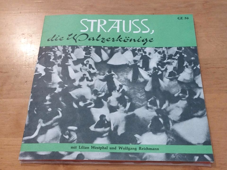 Strauss die Walzerkönigie / Schallplatte in Hoya
