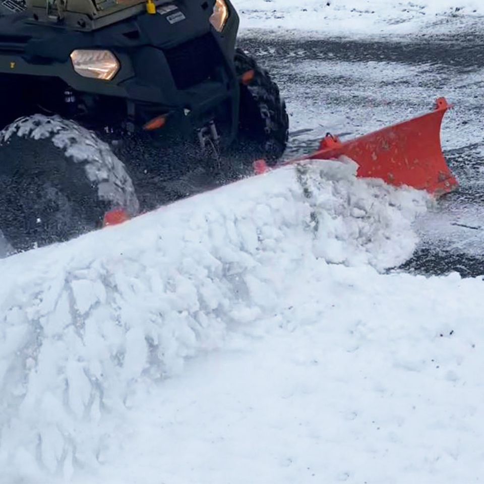 Schneeschild Quad ATV 150cm Schneepflüge in Berlin