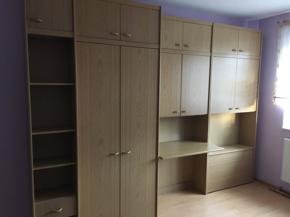 Kinderzimmerschrank, Regal, Schreibtisch, Extra hoch in Wassenberg