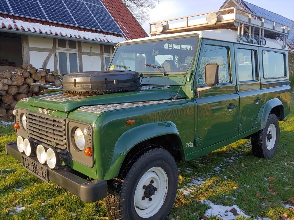 Land Rover Defender 110 Td5 Dachträger,Nachr.KAT,9 Sitzer,Standh. in Dissen am Teutoburger Wald