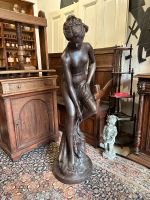 Antike Bronze Statue Frau Höhe 139cm Düsseldorf - Pempelfort Vorschau