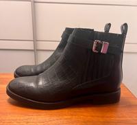 Leder Schuhe Boots Stiefeletten Croco Look gr 39 TOP Ricklingen - Wettbergen Vorschau