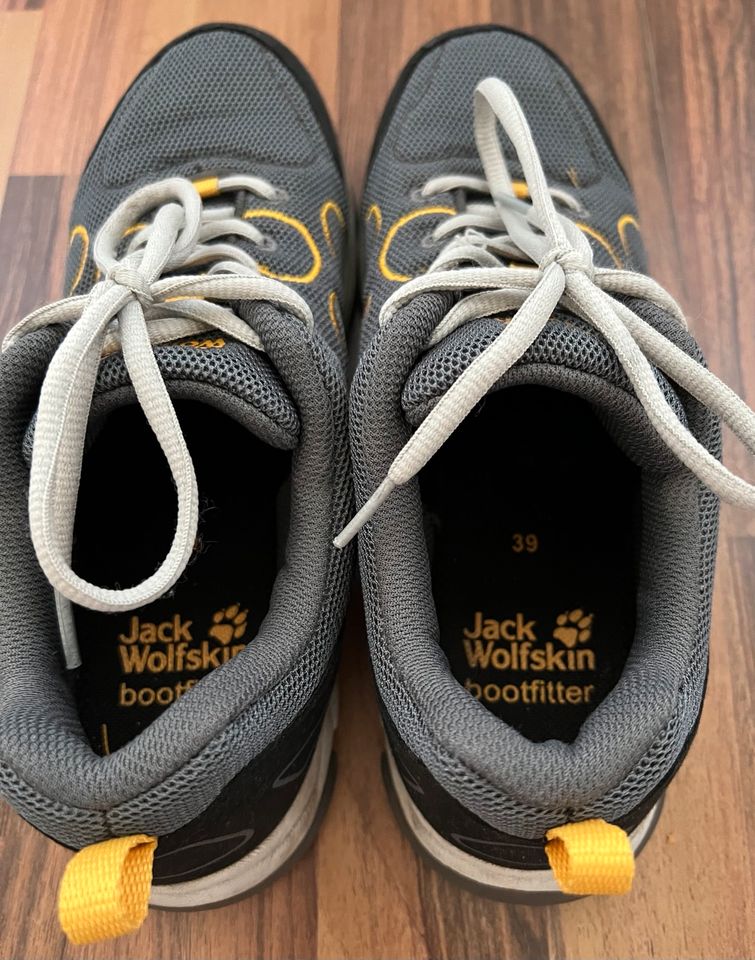 Jack Wolfskin bootfitter Schuhe Sneaker Gr. 39 in Nauort