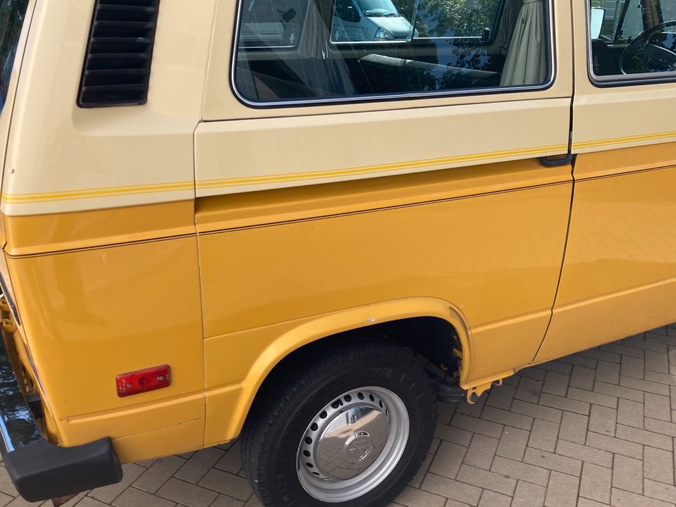 VW Bus T3 1981 US Import - rostfrei  in traumhaftem  Zustand in Göttingen