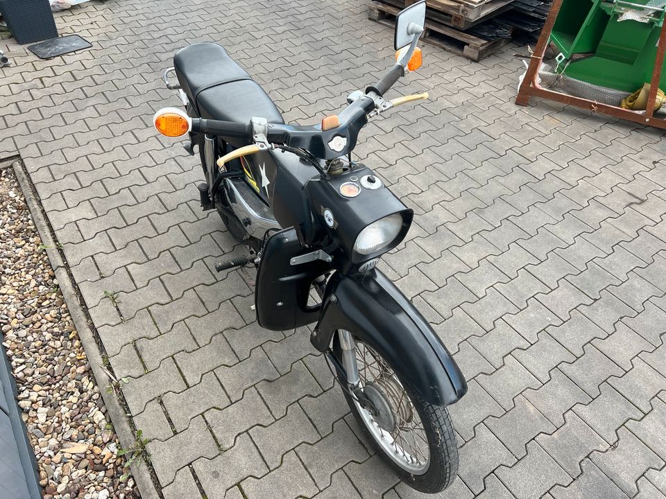 Simson Habicht SR4-4 SR4 SR 4 1974 FÄHRT Moped Mofa Kniebleche in Osterweddingen