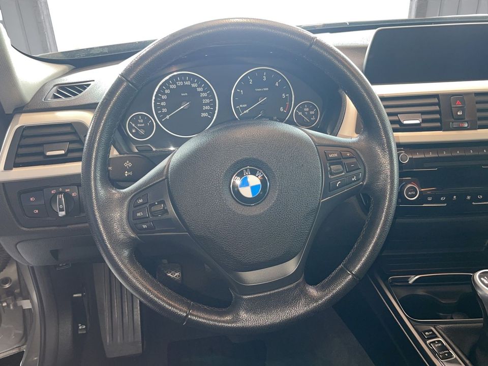 BMW 320d Touring Advantage Navigation in Altötting