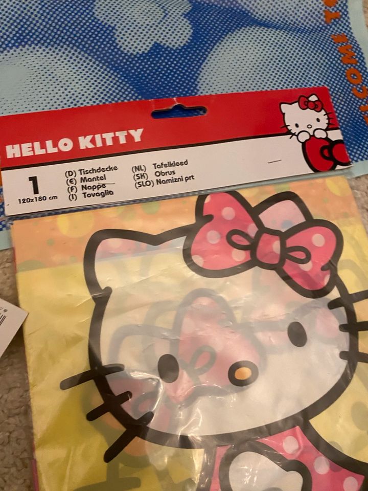 „Hello Kitty Set“ Shirt 134 Tasche Beutel Strumpfhose Tasse Telle in Berlin