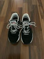 Tommy Jeans Sneaker schwarz Gr.40 Nordrhein-Westfalen - Gelsenkirchen Vorschau