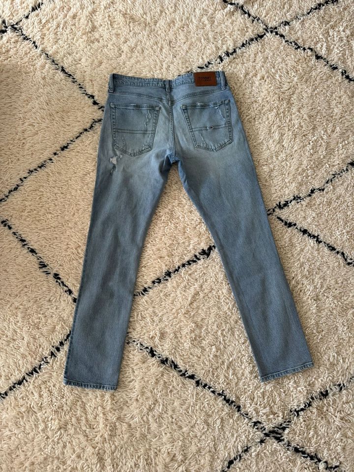 Tommy hilfiger Jeans Hose gr. 33/32 in Essen