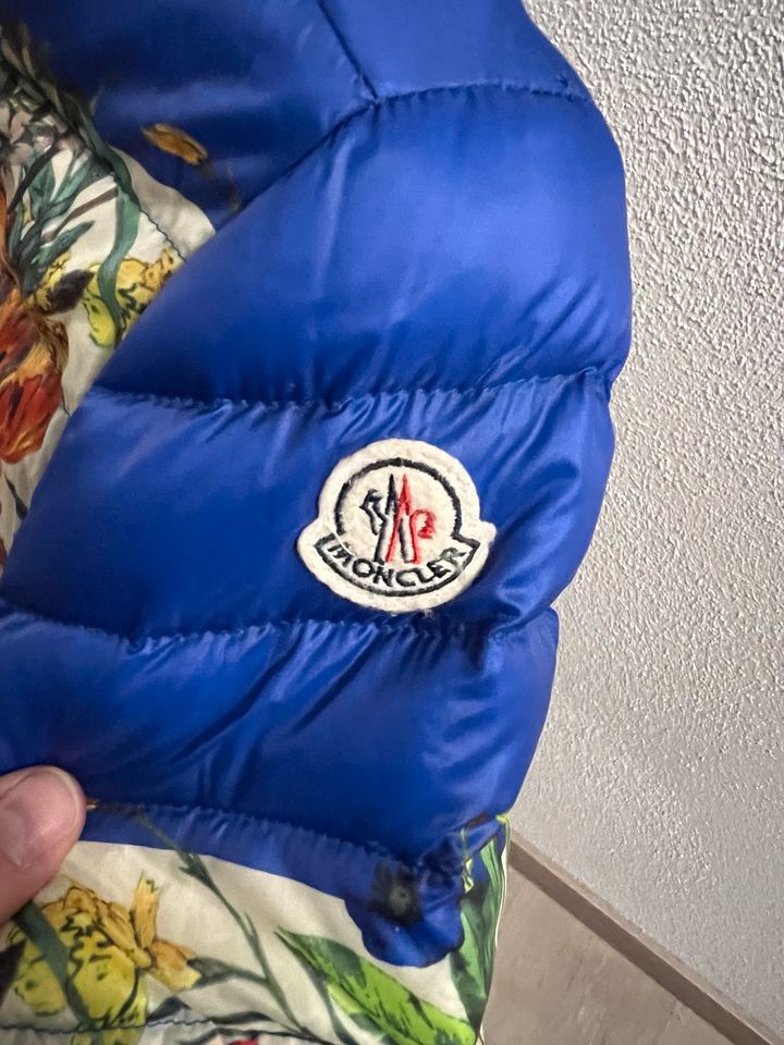 Moncler Damensteppjacke in Wendlingen am Neckar