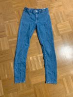 H&M Mädchen Jeans Slim blau  top Zustand Gr.158 skinny Sachsen - Beucha Vorschau