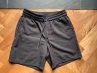 Weekday Shorts, S, neuwertig Hessen - Darmstadt Vorschau