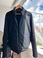Moncler Daunen Strickjacke - Top Zustand (Verhandlungsbasis) München - Schwabing-West Vorschau