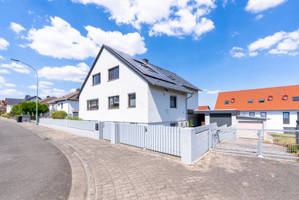 Modernisiertes Zweifamilienhaus mit Baugrundstück (optional) in Ober-Florstadt in Florstadt
